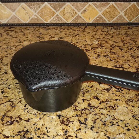 Pampered Chef Microwave Vegetable Steamer Pot with lid (NWOT) - Picture 2 of 6